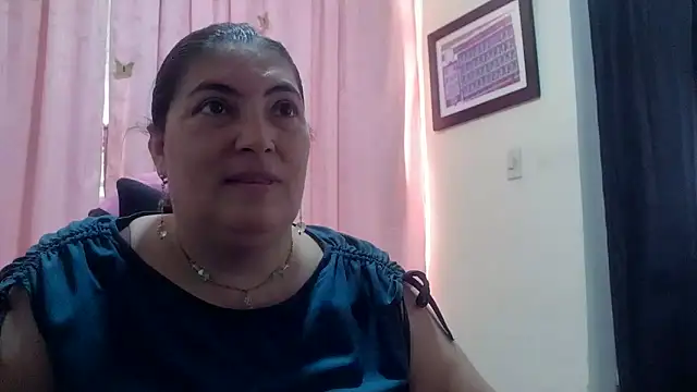 Snapshot of lina_maria99 chatting on 05-19-26, 05:08 lina maria99 online show from 05-19-26, 05:08