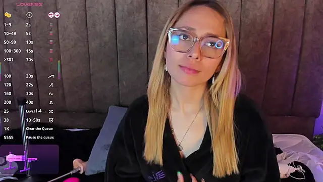 LanaMills  online show from 11-09-25, 03:43