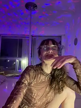 Chris06d22xh online show from 04-16-26, 07:36