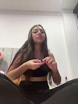 LisaGoddes online show from 05-13-26, 03:26