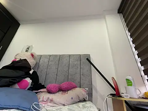 LisaGoddes online show from 07-17-26, 10:58