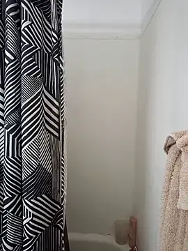 Snapshot of realdeep559 chatting on 10-25-25, 08:22 realdeep559 online show from 10-25-25, 08:22