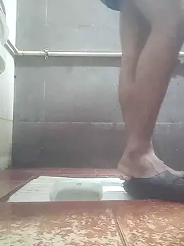 Snapshot of BasicGoal96 chatting on 09-18-25, 01:57 BasicGoal96 online show from 09-18-25, 01:57