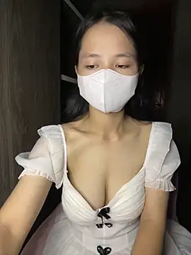 Hana-44 online show from 10-15-25, 06:41