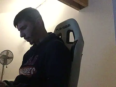 Snapshot of coupleamateurfun23 chatting on 12-05-25, 05:09 coupleamateurfun23 online show from 12-05-25, 05:09