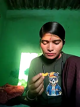 Snapshot of Hot_xxx12 chatting on 12-17-25, 11:16 Hot xxx12 online show from 12-17-25, 11:16