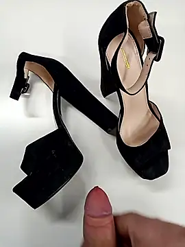 Snapshot of piciupiciu94 chatting on 02-09-26, 11:14 piciupiciu94 online show from 02-09-26, 11:14