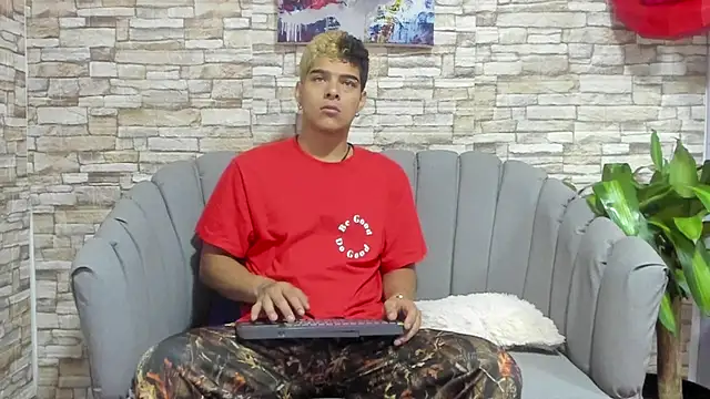 wyatt 3 online show from 09-16-25, 11:00