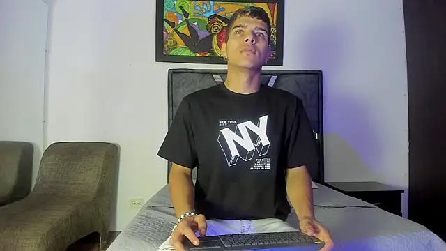 wyatt 3 online show from 11-07-25, 12:27