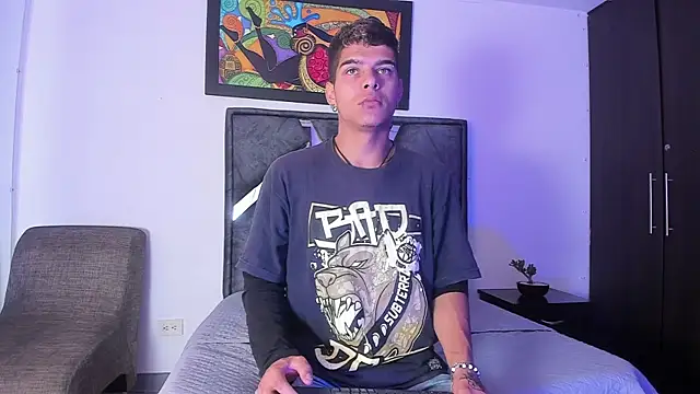 wyatt 3 online show from 11-11-25, 12:27