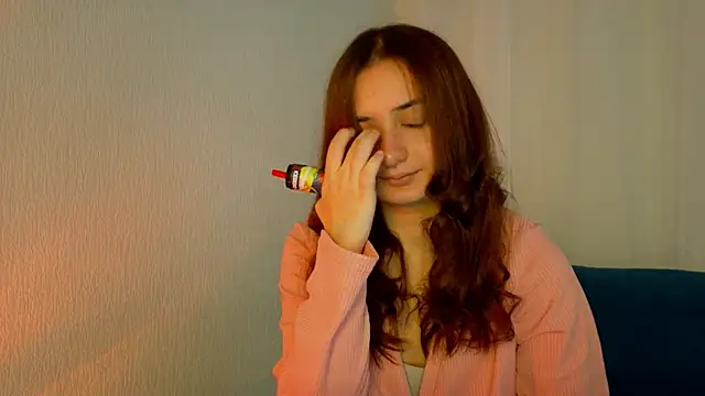 Lelia Vibe online show from 10-22-25, 12:38