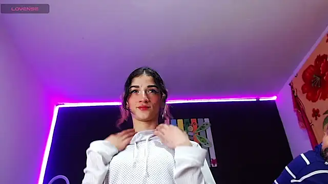 Snapshot of ingrid_zese_ chatting on 10-14-25, 05:58 ingrid zese online show from 10-14-25, 05:58