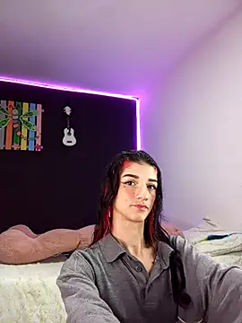 Snapshot of ingrid_zese_ chatting on 11-20-25, 07:35 ingrid zese online show from 11-20-25, 07:35