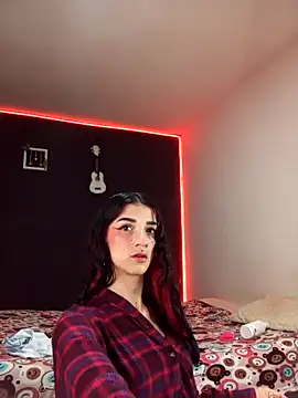 Snapshot of ingrid_zese_ chatting on 11-25-25, 05:35 ingrid zese online show from 11-25-25, 05:35