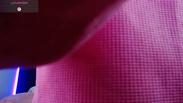 Snapshot of ingrid_zese_ chatting on 12-13-25, 07:53 ingrid zese online show from 12-13-25, 07:53