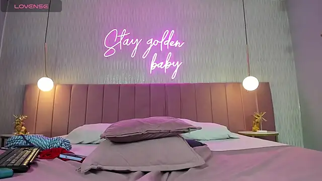 Snapshot of HANNA_BASTIAN_VC chatting on 10-26-25, 11:42 HANNA BASTIAN VC online show from 10-26-25, 11:42