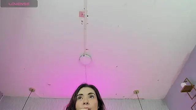 Snapshot of HANNA_BASTIAN_VC chatting on 10-27-25, 01:26 HANNA BASTIAN VC online show from 10-27-25, 01:26