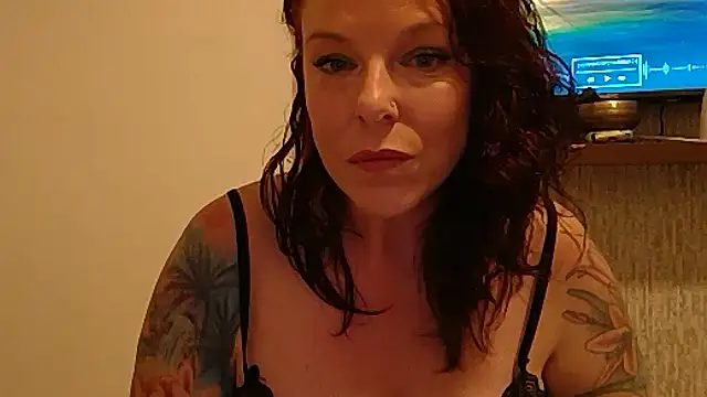 Island Siren online show from 10-20-25, 07:14