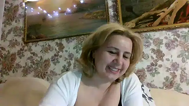 Snapshot of LustyyX chatting on 04-29-26, 06:03 LustyyX online show from 04-29-26, 06:03