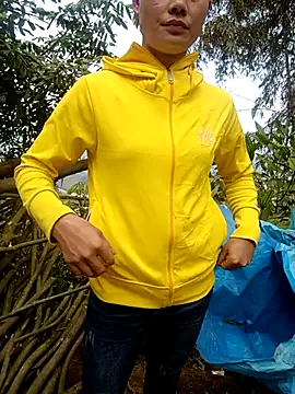 Ruaiuoi online show from 02-15-26, 07:51