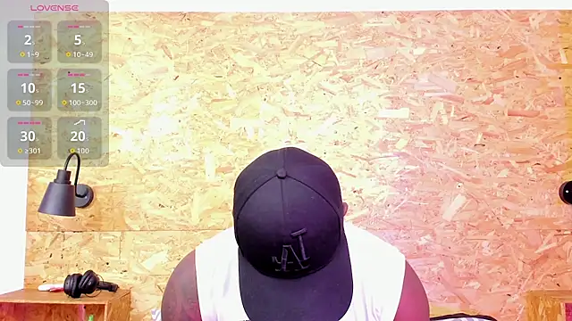 santiblack7 online show from 12-20-25, 01:02