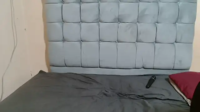 curveAss222 online show from 12-02-25, 06:36