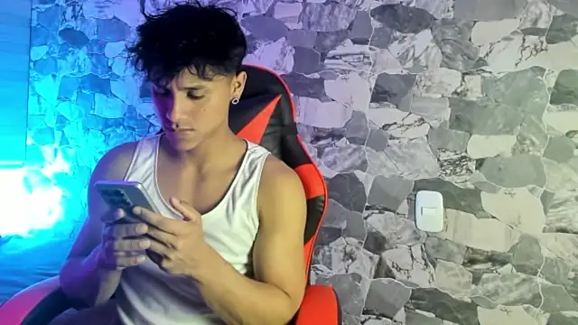 ZYZZ1312 online show from 04-02-26, 05:05