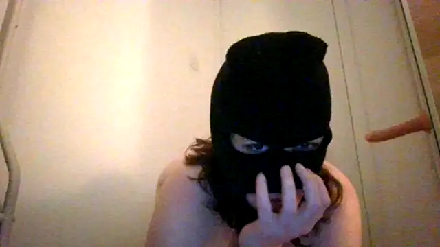 Snapshot of good_girls_obey chatting on 09-27-25, 08:58 good girls obey online show from 09-27-25, 08:58