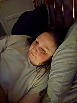 Snapshot of Naughtiness-but-Nice chatting on 10-23-25, 10:08 Naughtiness-but-Nice online show from 10-23-25, 10:08