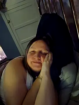 Snapshot of Naughtiness-but-Nice chatting on 10-26-25, 12:22 Naughtiness-but-Nice online show from 10-26-25, 12:22