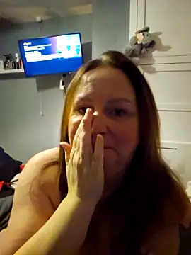 Snapshot of Naughtiness-but-Nice chatting on 10-30-25, 09:48 Naughtiness-but-Nice online show from 10-30-25, 09:48