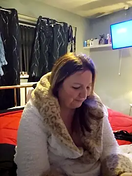 Snapshot of Naughtiness-but-Nice chatting on 11-14-25, 10:07 Naughtiness-but-Nice online show from 11-14-25, 10:07