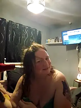 Snapshot of Naughtiness-but-Nice chatting on 11-27-25, 10:34 Naughtiness-but-Nice online show from 11-27-25, 10:34