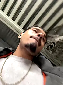 mrredcorn online show from 11-24-25, 01:33