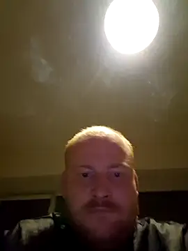 svenni2525 online show from 10-12-25, 06:18