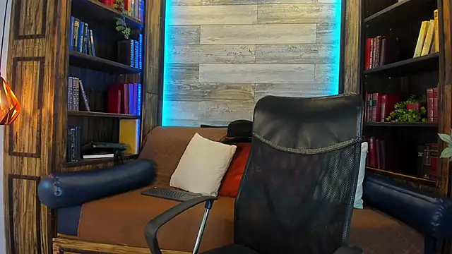 Donovan Desmond online show from 11-13-25, 11:14