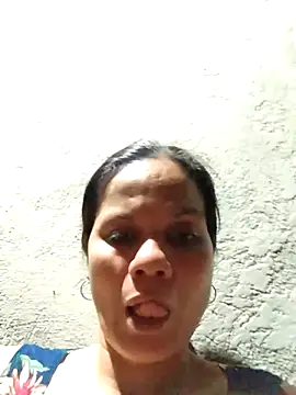 Snapshot of bomb_shiela chatting on 10-20-25, 10:38 bomb shiela online show from 10-20-25, 10:38