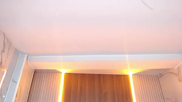 dania b  online show from 10-23-25, 03:06