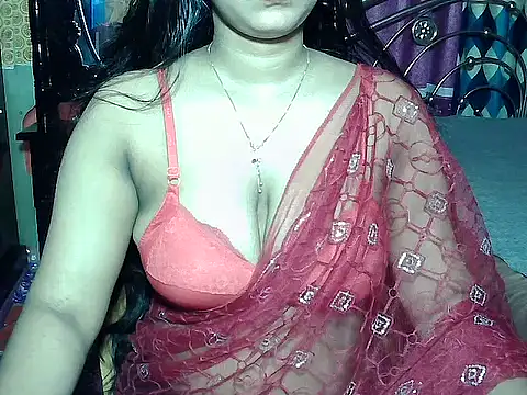 Snapshot of Hot-Hot chatting on 02-16-26, 04:08 Hot-Hot online show from 02-16-26, 04:08