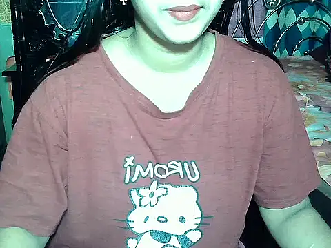 Snapshot of Hot-Hot chatting on 05-26-26, 04:58 Hot-Hot online show from 05-26-26, 04:58