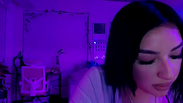 Snapshot of jg0ld chatting on 09-28-25, 09:03 jg0ld online show from 09-28-25, 09:03