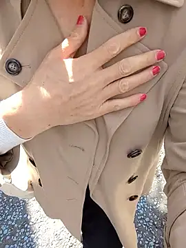 pink-mai online show from 03-27-26, 04:07