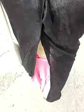pink-mai online show from 06-14-26, 07:21