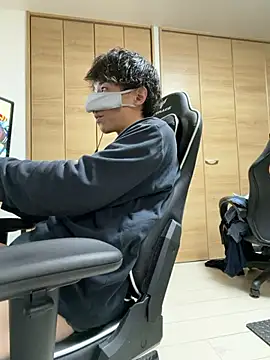 jiji9253 online show from 12-16-25, 09:36