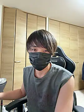 Snapshot of jiji9253 chatting on 07-19-26, 12:20 jiji9253 online show from 07-19-26, 12:20