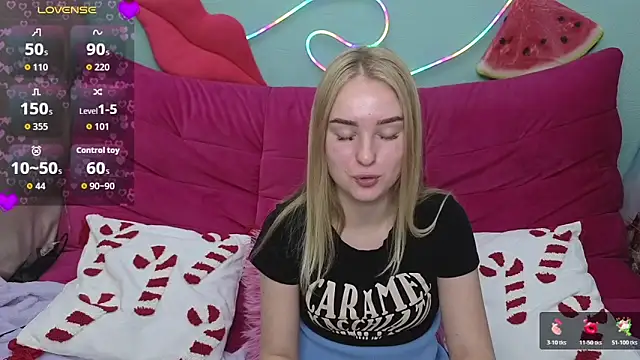 Snapshot of SofySofty chatting on 12-14-25, 05:46 SofySofty online show from 12-14-25, 05:46