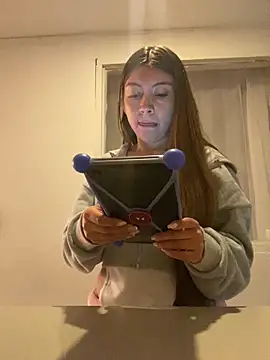 Sara-cooper2 online show from 03-04-26, 01:17