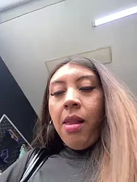 Sara-cooper2 online show from 03-19-26, 04:44