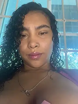 Snapshot of SophieD chatting on 02-03-26, 01:16 SophieD online show from 02-03-26, 01:16