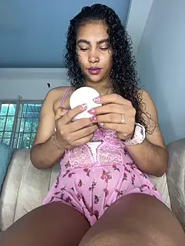 Snapshot of SophieD chatting on 03-12-26, 11:49 SophieD online show from 03-12-26, 11:49